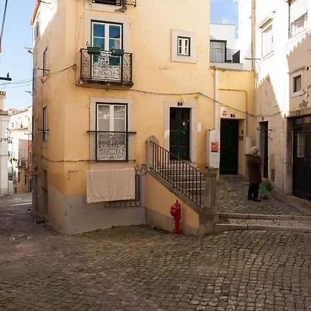 Alfama Vintage 1 Ten Guests - Alfama Vintage 2 Five Guests - Alfama Vintage 3 Three Guests-2